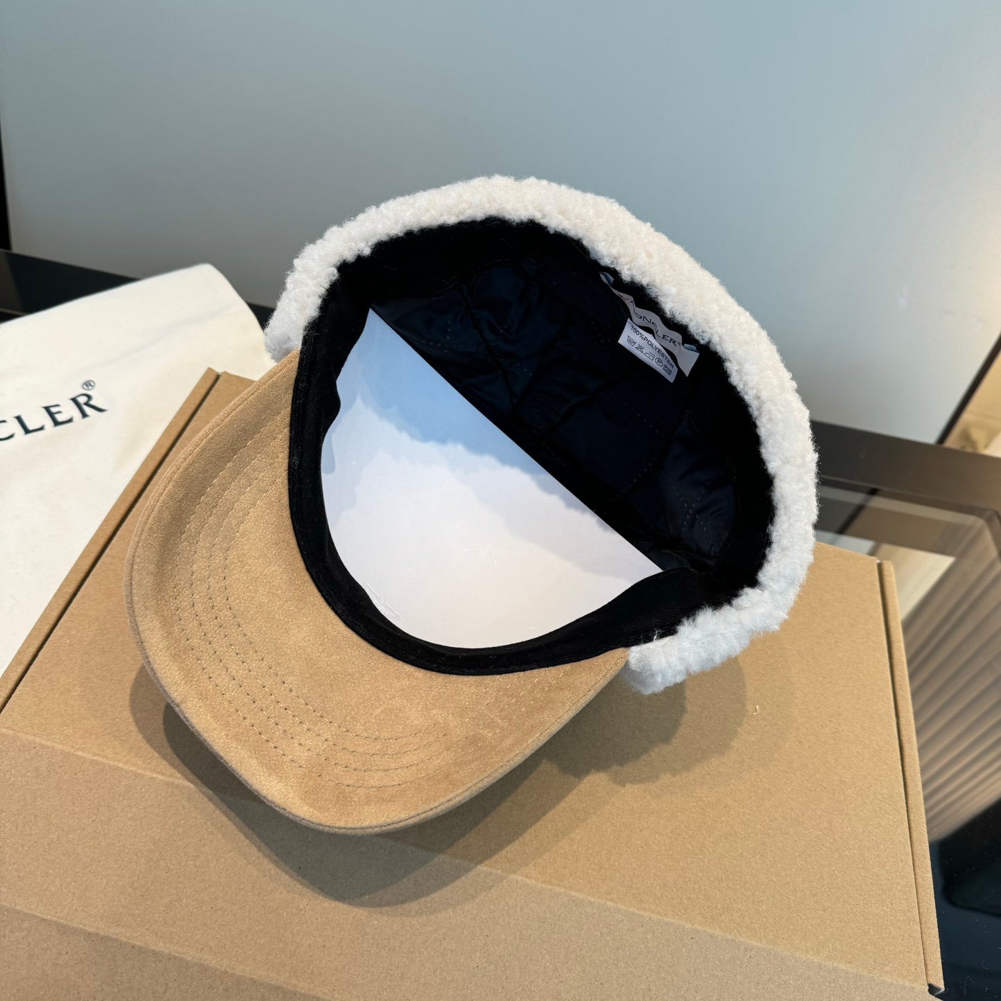 Moncler-新款鴨舌軍帽