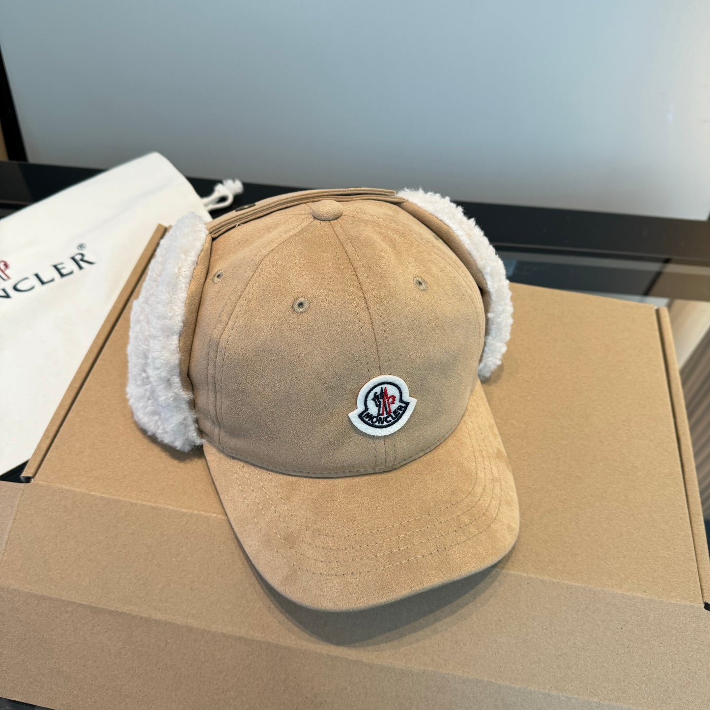 Moncler-新款鴨舌軍帽