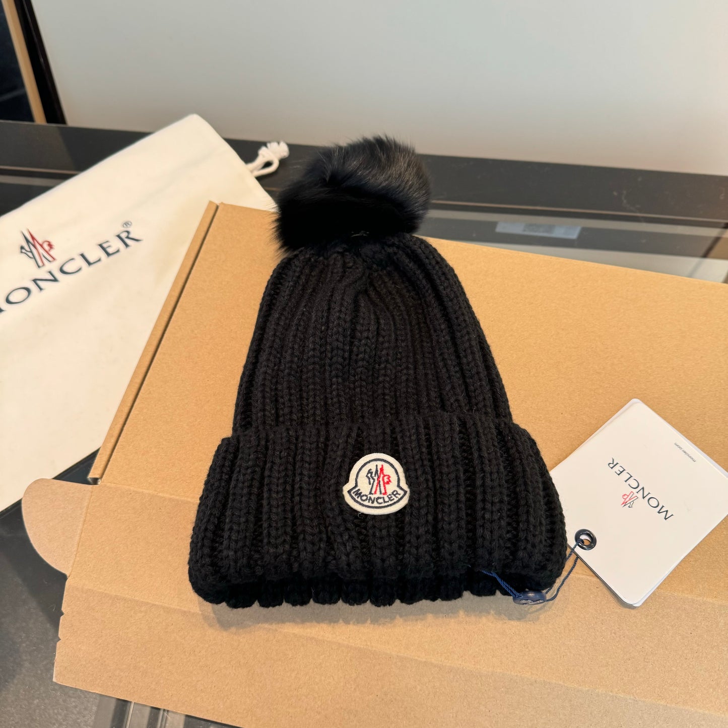 Moncler-新款毛線帽 跑量款-黑色