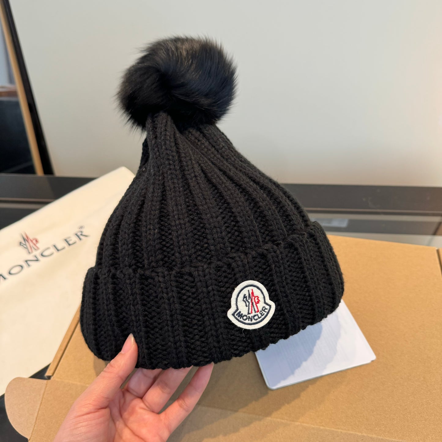 Moncler-新款毛線帽 跑量款-黑色