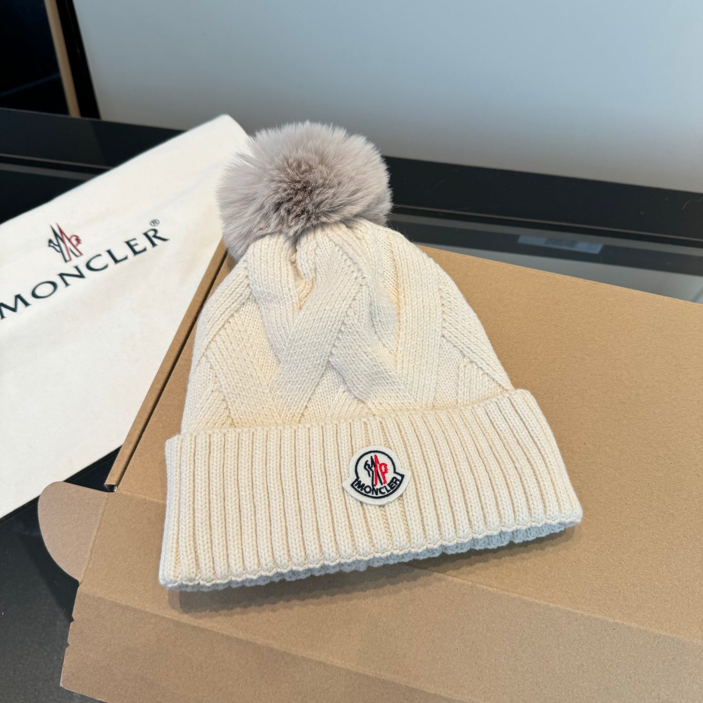 Moncler-新款毛線帽 跑量款-白色