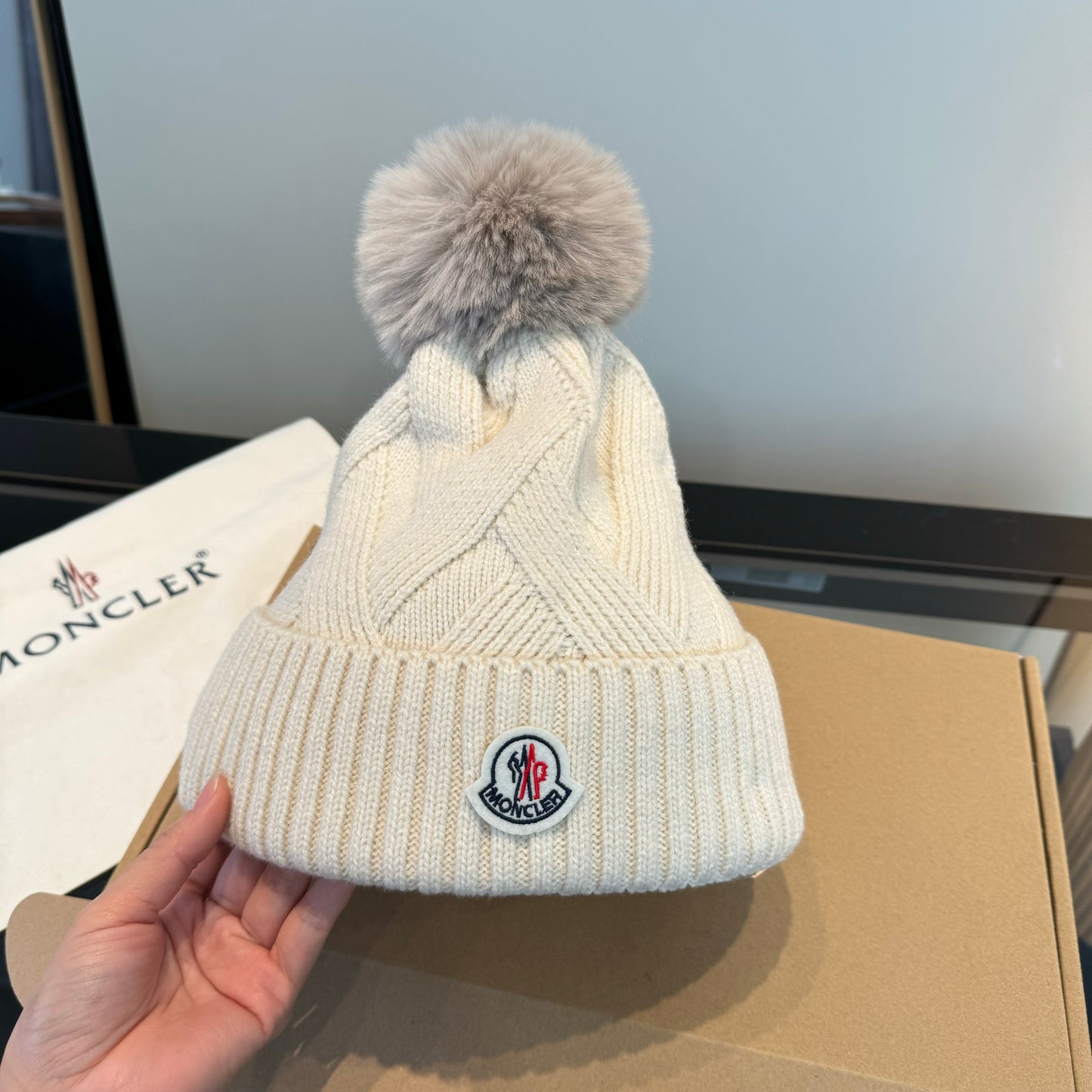 Moncler-新款毛線帽 跑量款-白色