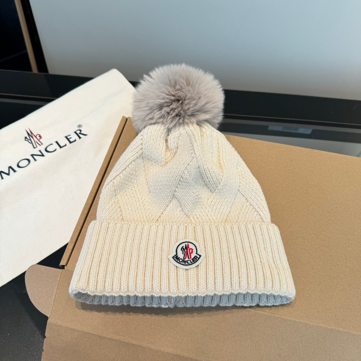 Moncler-新款毛線帽 跑量款-白色