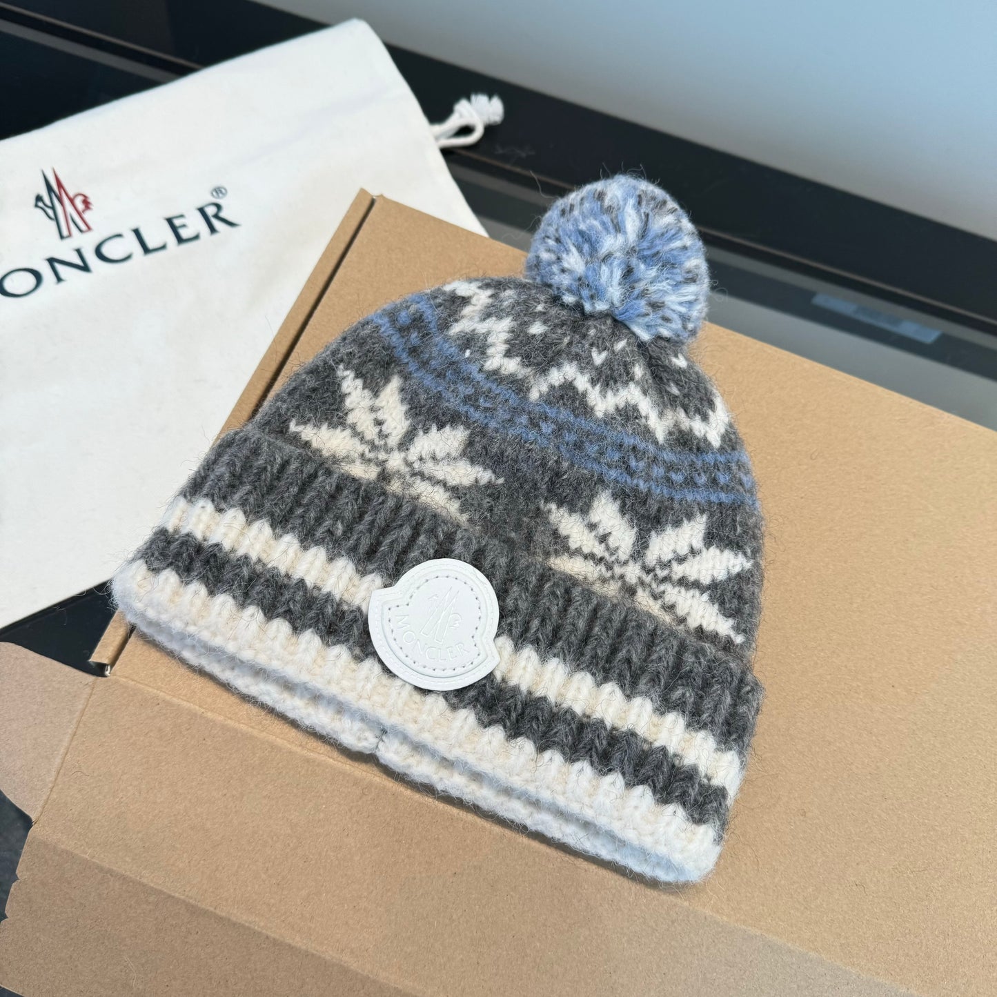Moncler-新款毛線帽 兒童款