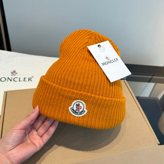 Moncler-毛線帽 經典百搭款