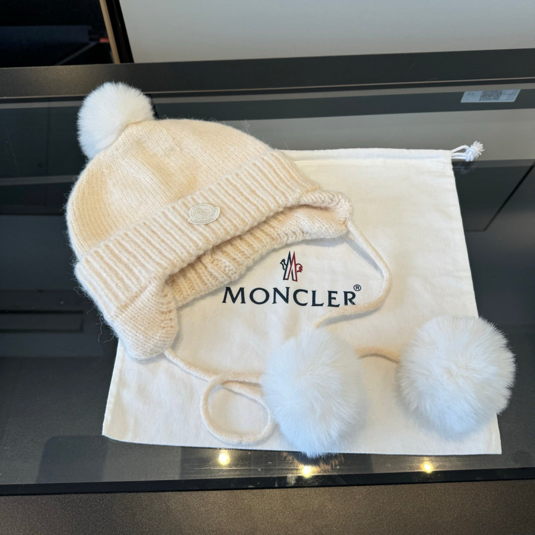 Moncler-新款護耳帽-白色