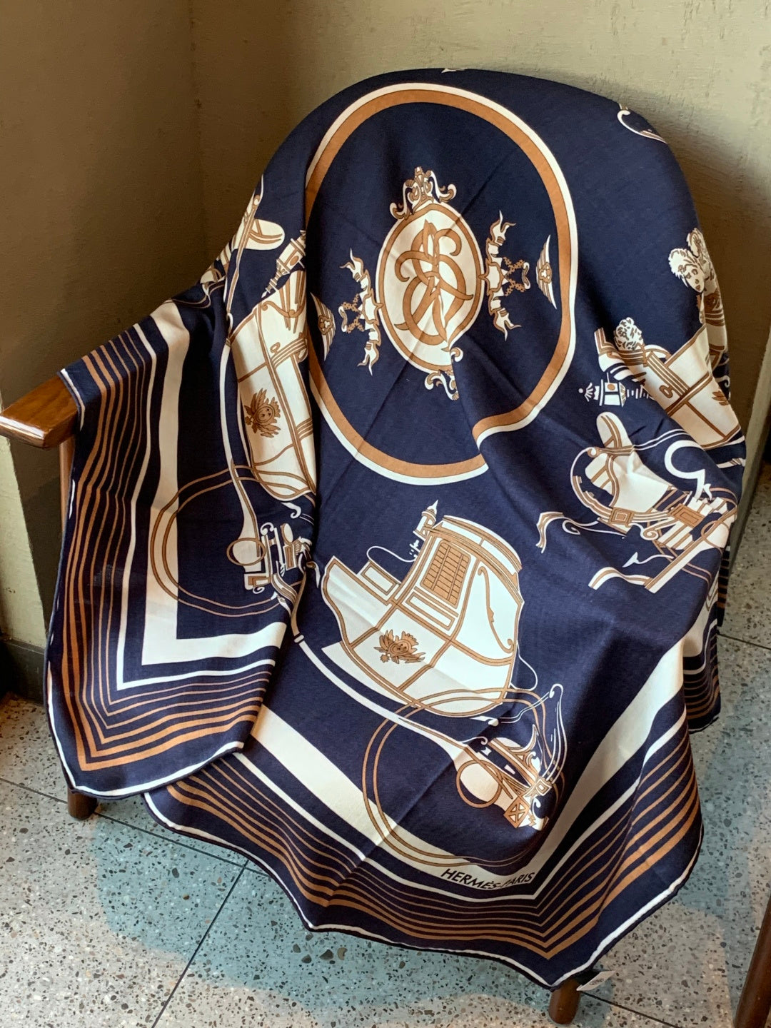 小愛款-雙面同色羊絨方巾 140cm*140