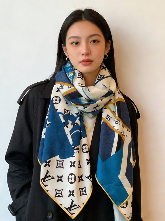 路L家-雙面絲絨 135*135cm 30%真絲70%羊絨