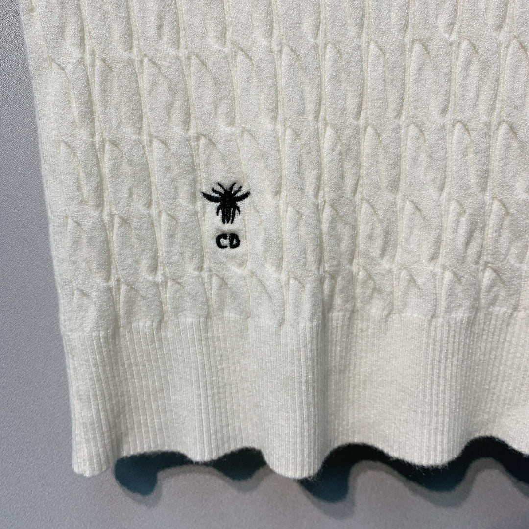 迪D家-V領刺繡蜜蜂無袖上衣 白色