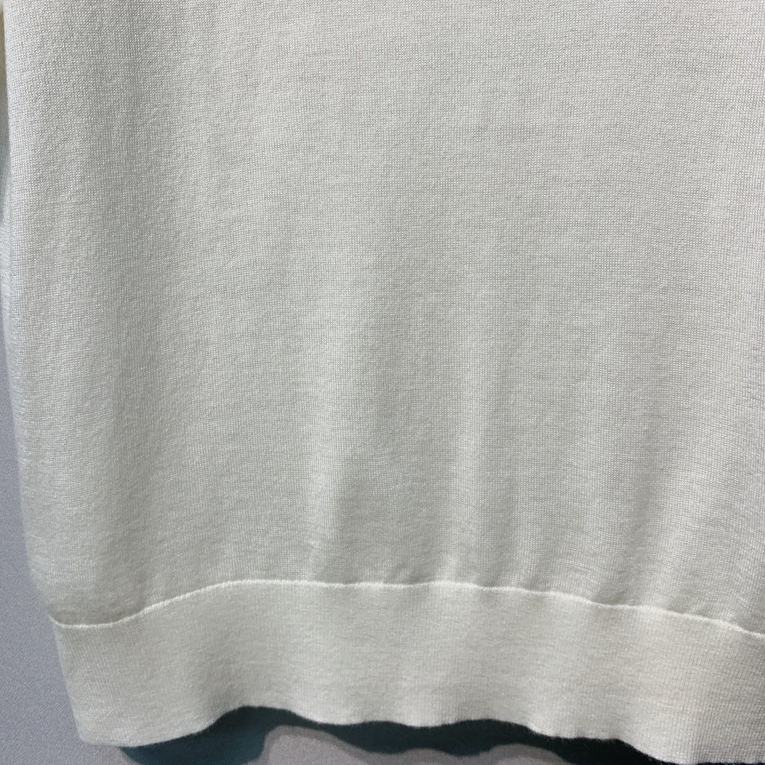 迪D家-針織刺繡四葉草logo上衣 白色
