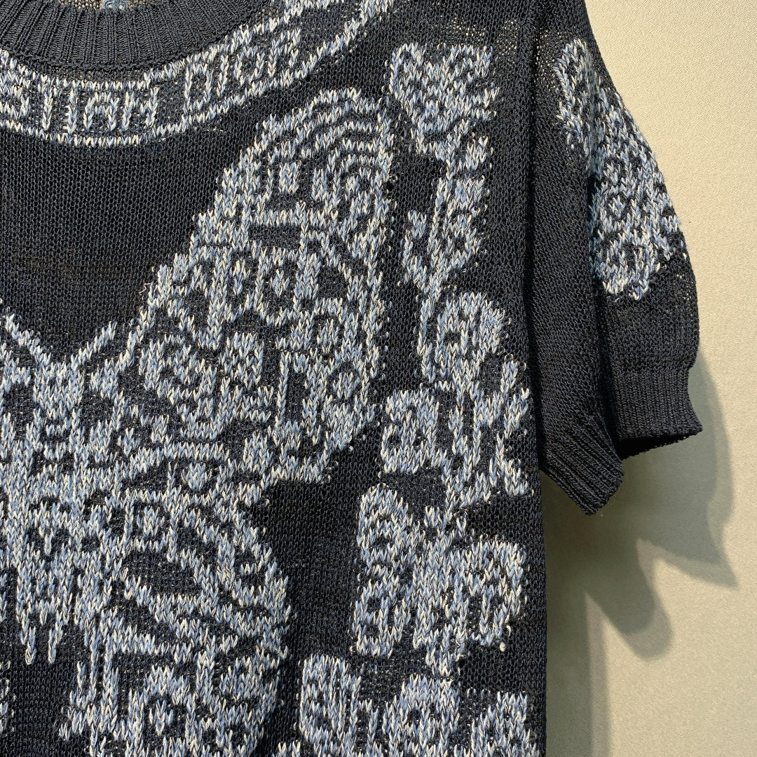 迪D家-蝴蝶刺繡短袖上衣 黑色