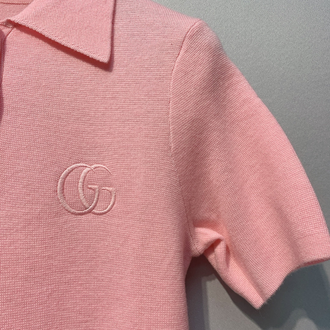 古G家-翻領胸前雙G刺繡針織Polo衫 粉色