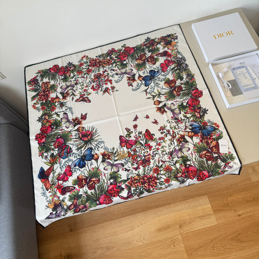 迪D家-花卉方巾 90x90cm 真絲