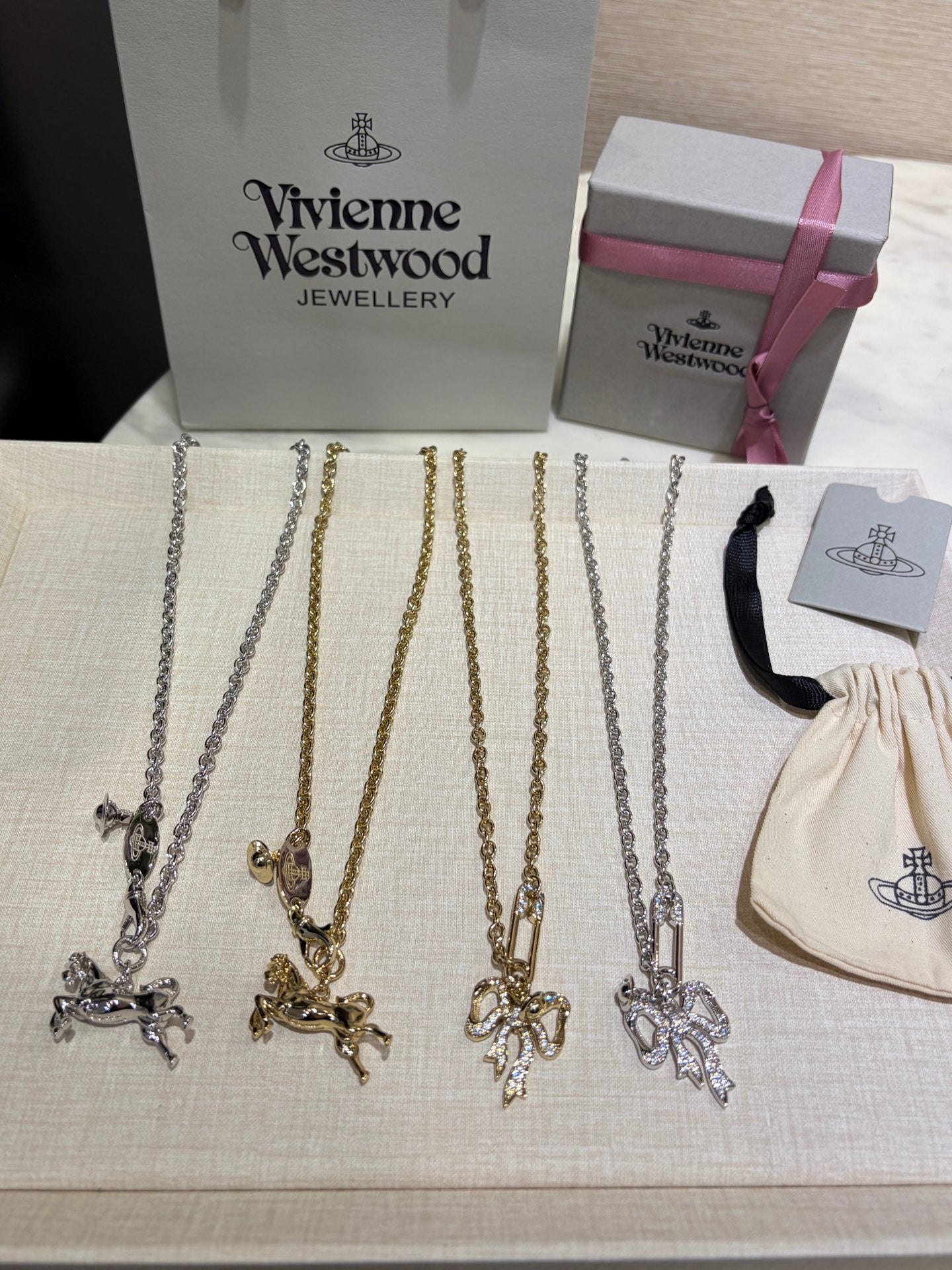 Vivienne westwood-項鍊20260615