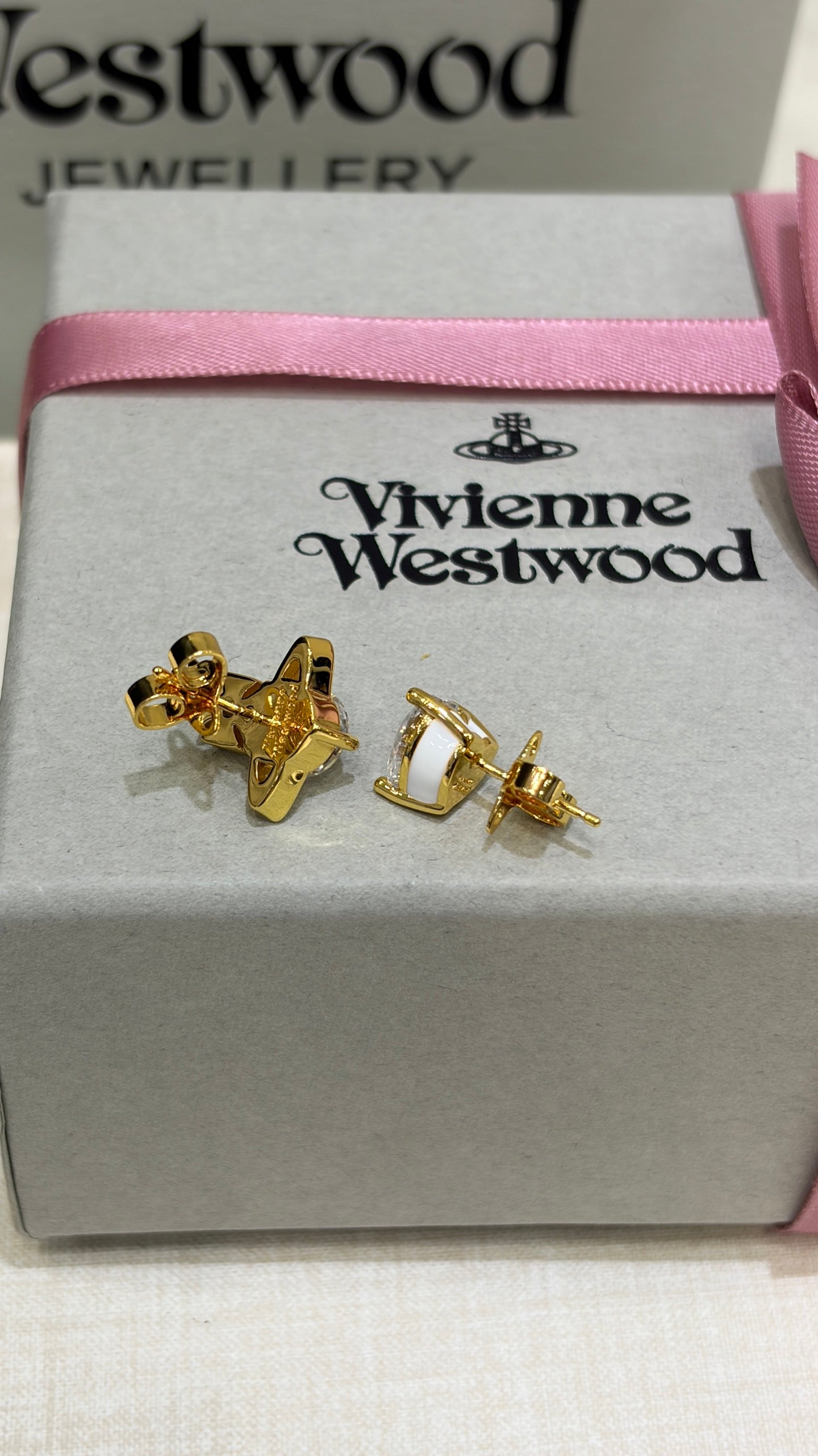 Vivienne westwood-耳環20260615