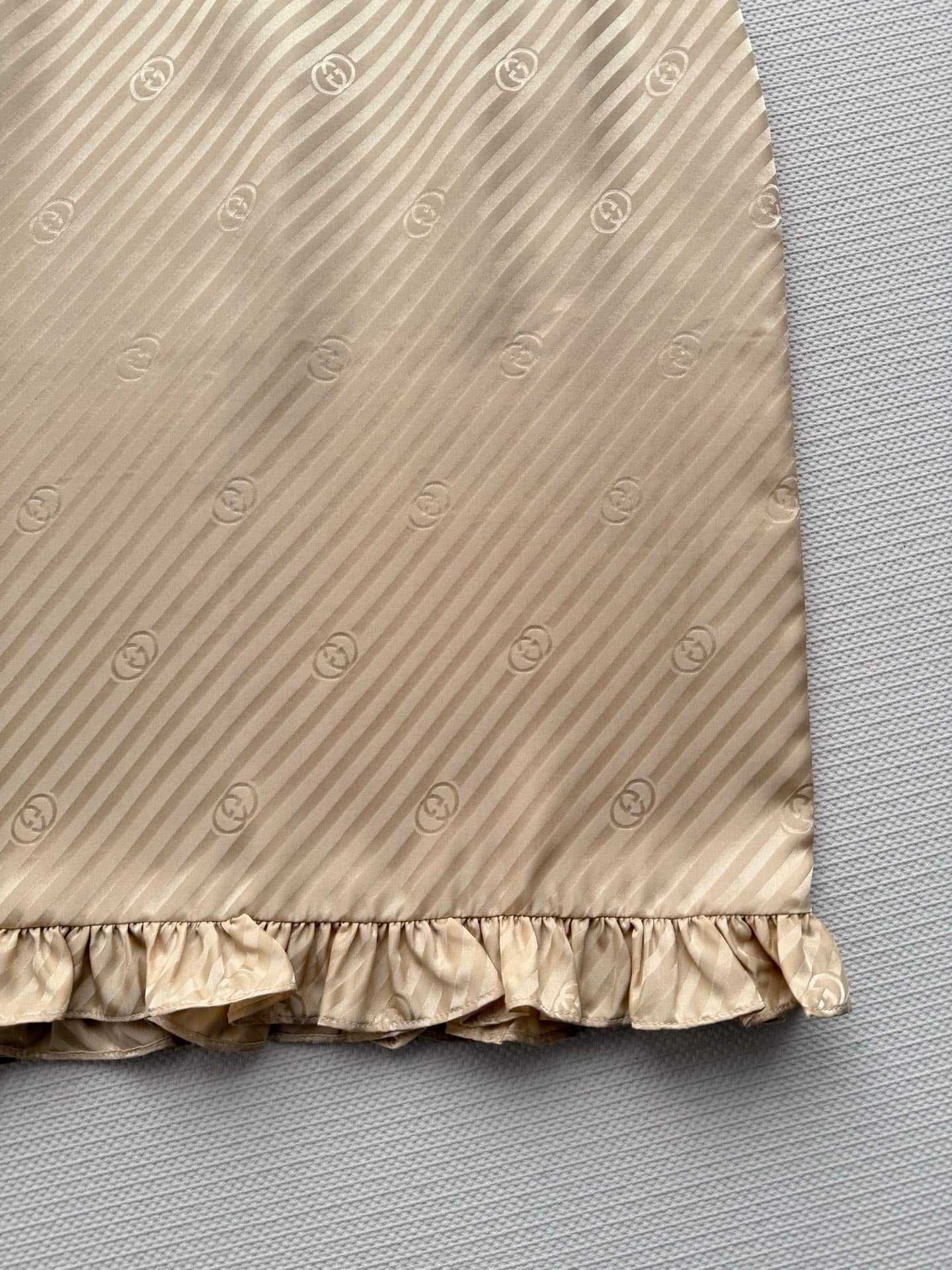 古G家-26金色條紋荷葉邊短裙