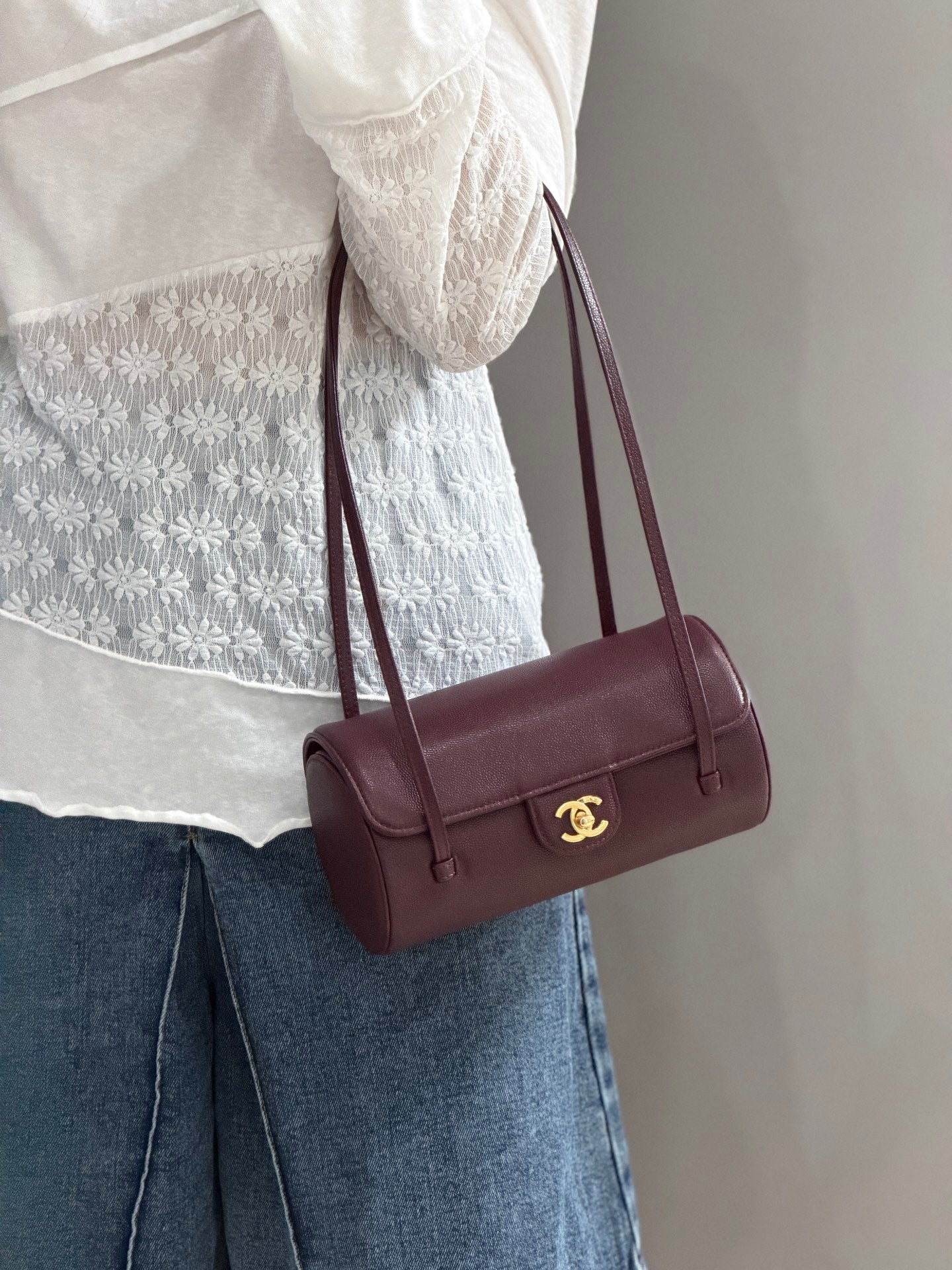 小香家-26P Preppy Coco圓筒包 酒紅色