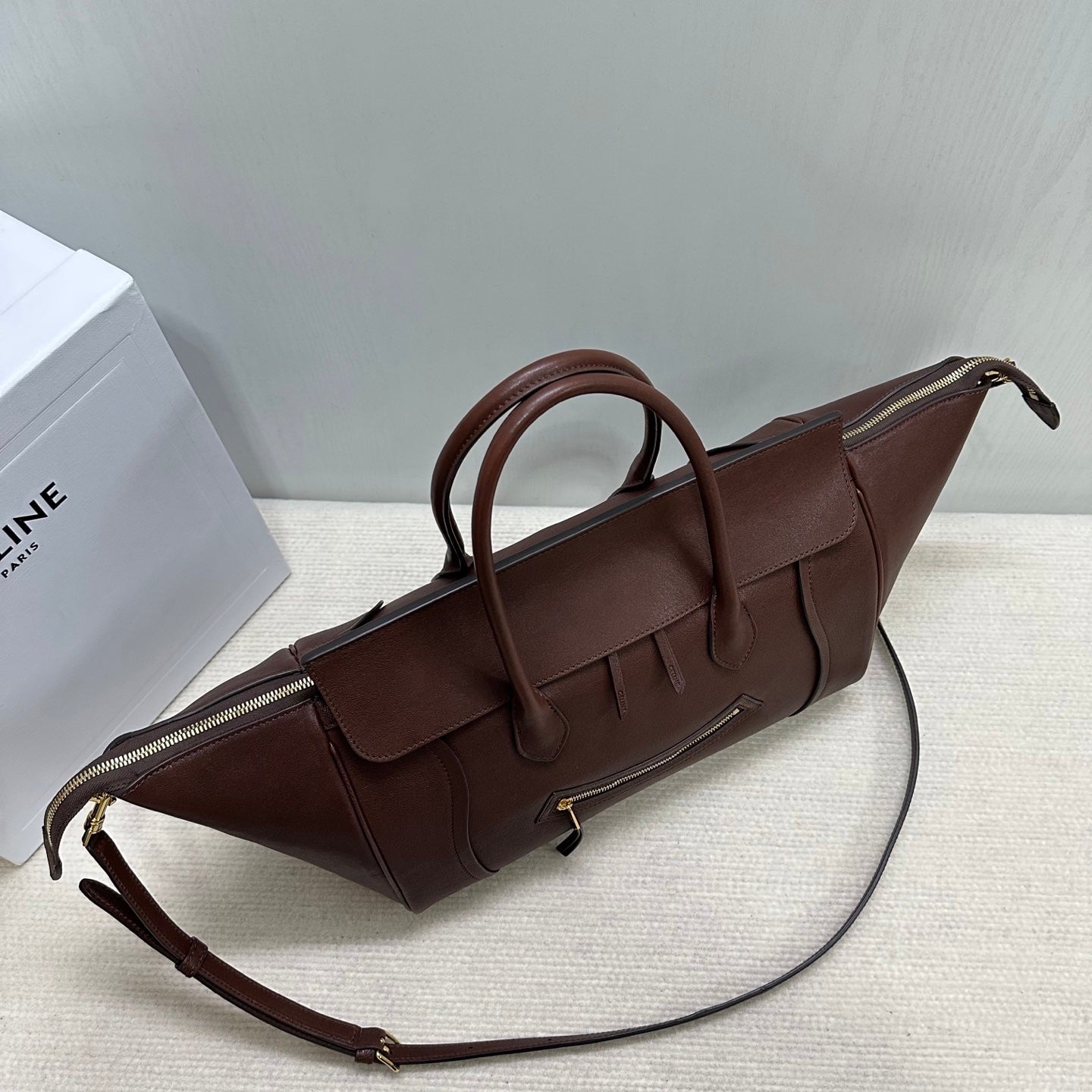 賽C家-NEW LUGGAGE 新版 笑臉包 深棕色