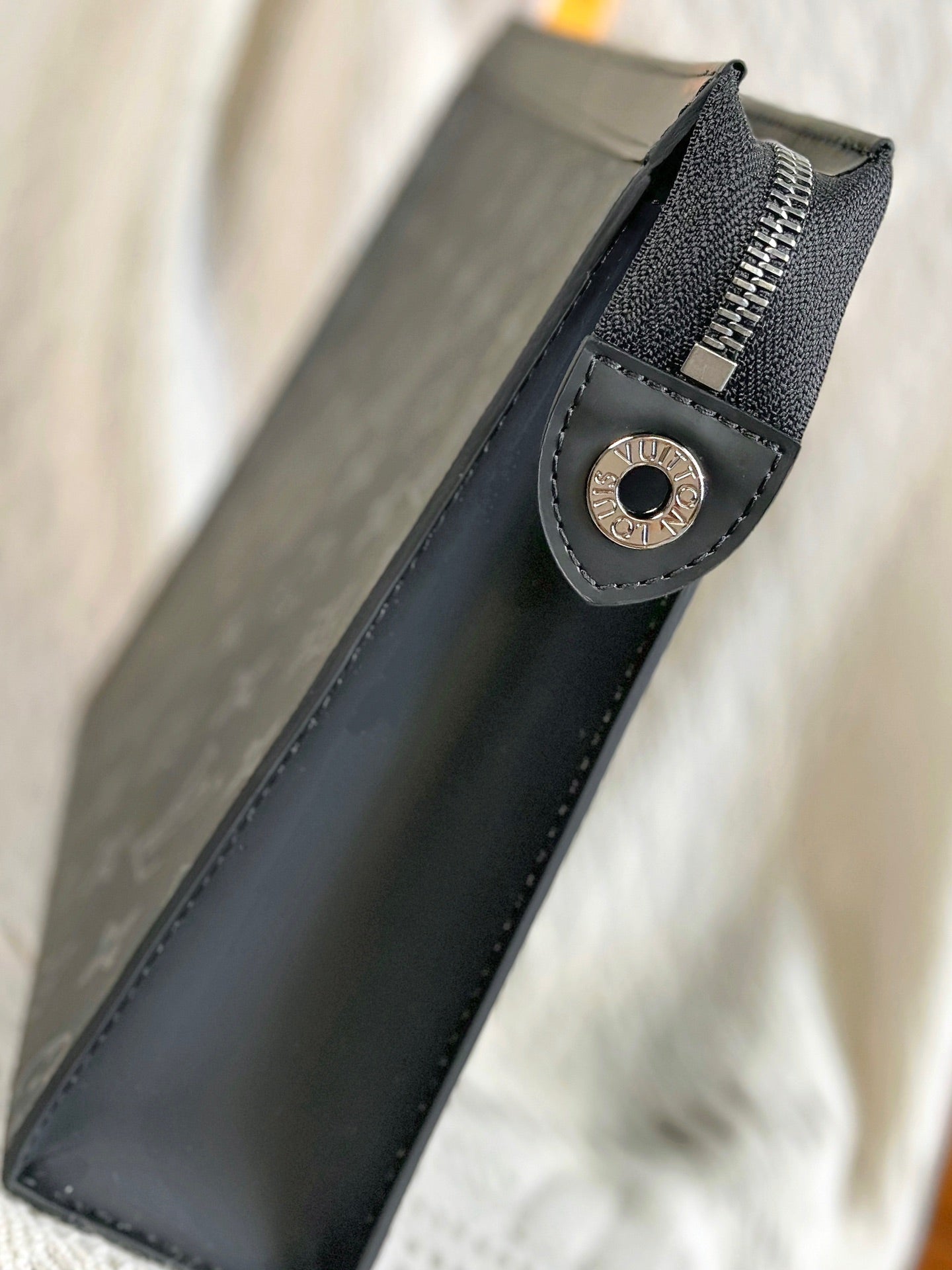 路L家-M61692 Pochette Voyage中型手袋包-黑色老花款