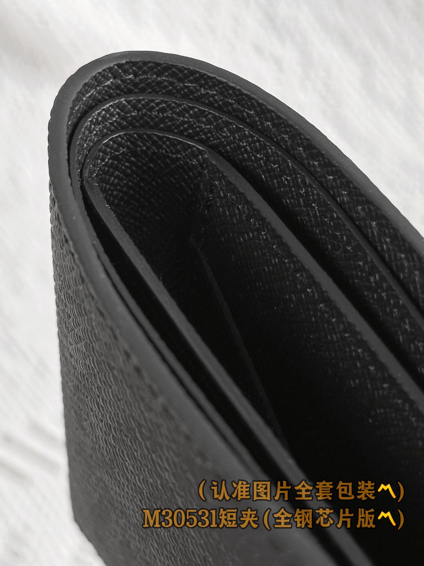 路L家-M30531 Multiple短夾錢包-黑色