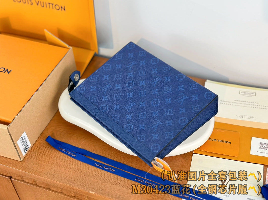 路L家-M30423 Pochette VoyageMM旅行收納袋-藍色老花款