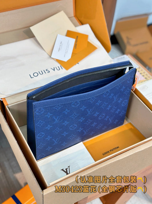 路L家-M30423 Pochette VoyageMM旅行收納袋-藍色老花款