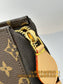 路L家-M81412 Toiletry Pouch On Chain-子母包