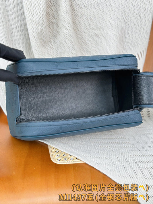 路L家-M11497 DOPP KIT 盥洗袋-藍色