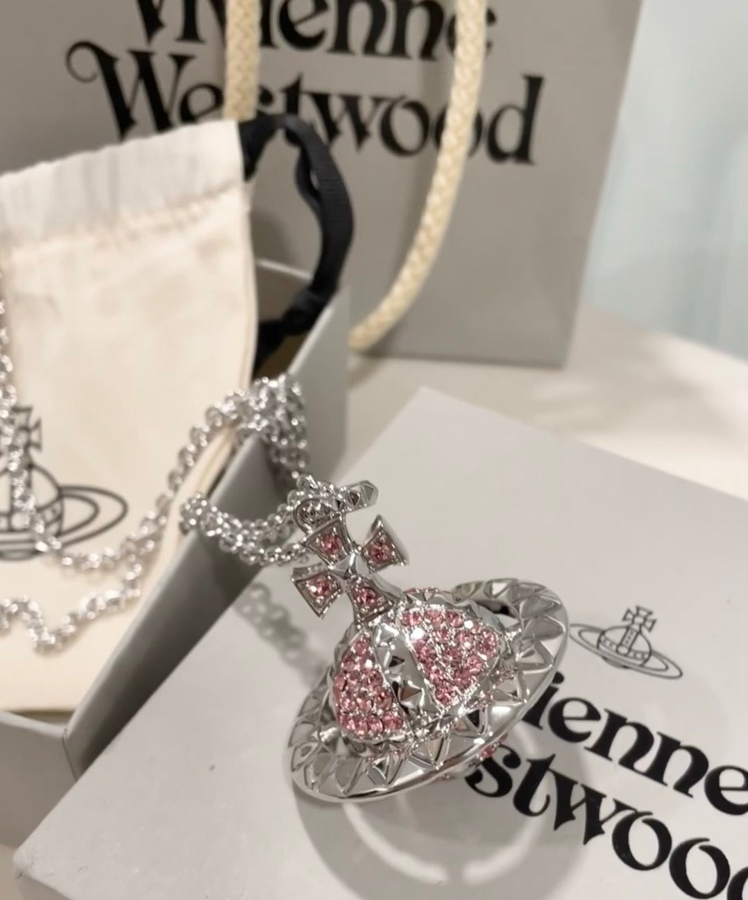Vivienne westwood-項鍊20260615