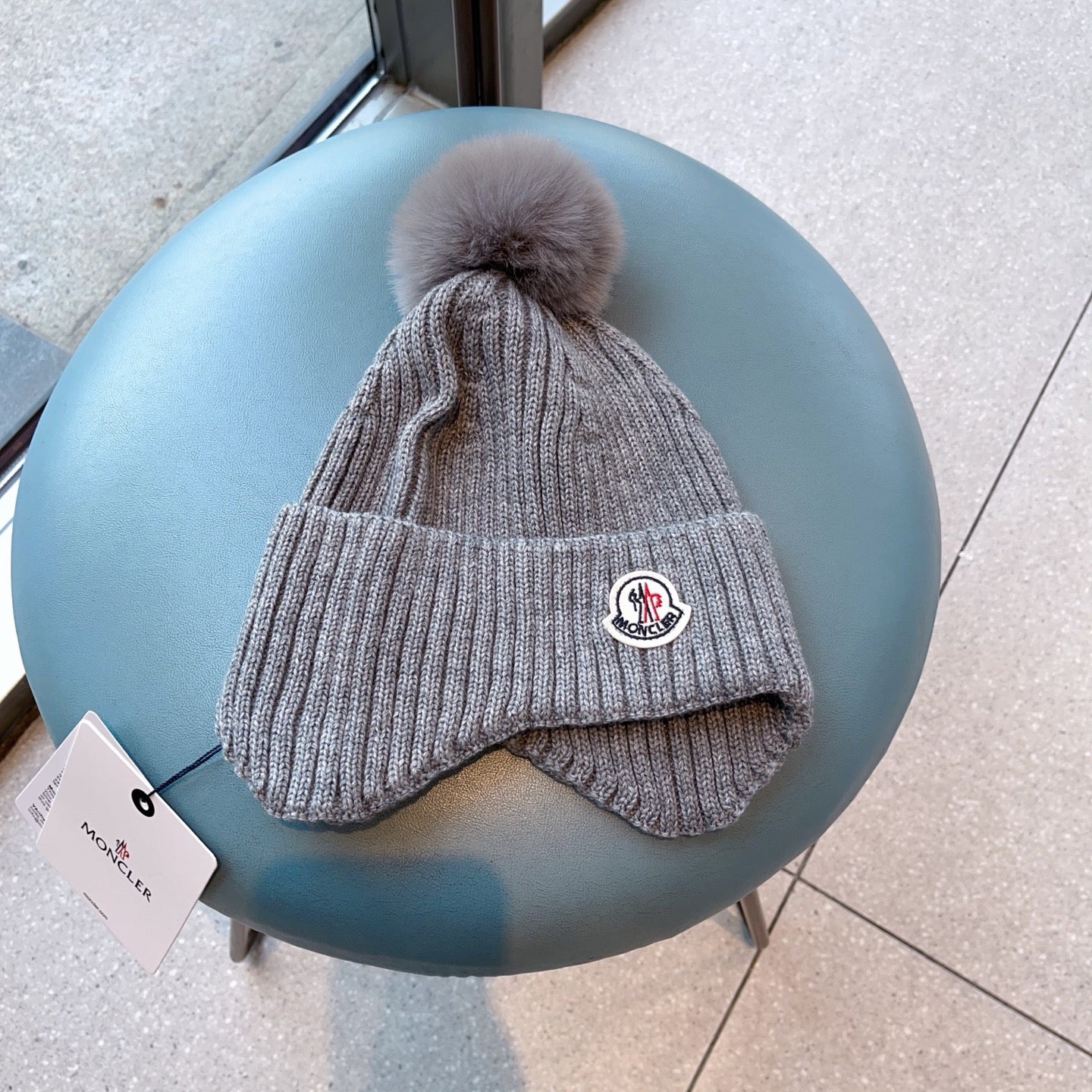 Moncler-冬季新款護耳針織帽 男女同款