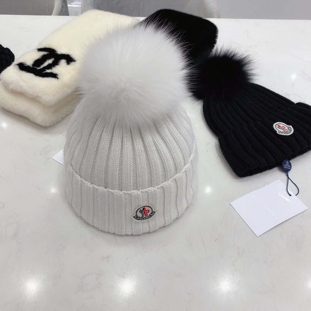 Moncler-狐狸毛球 針織兔羊毛毛線帽