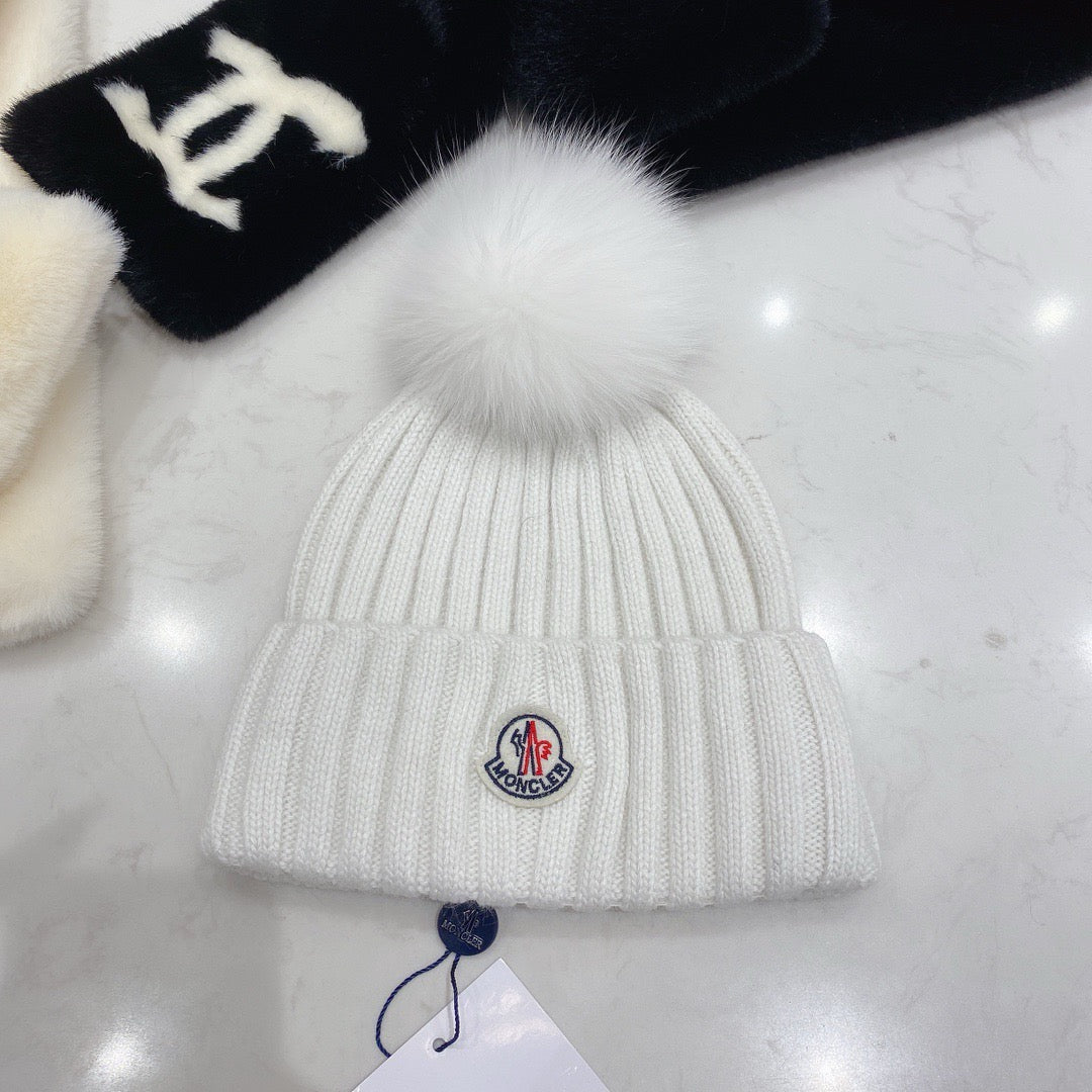 Moncler-狐狸毛球 針織兔羊毛毛線帽
