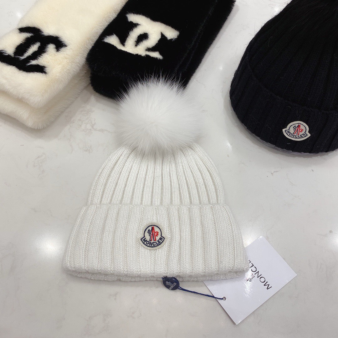 Moncler-狐狸毛球 針織兔羊毛毛線帽