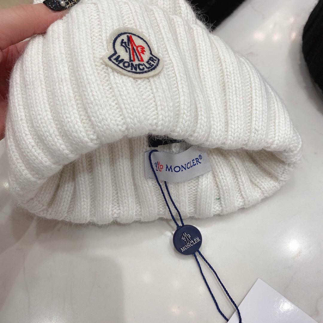 Moncler-狐狸毛球 針織兔羊毛毛線帽