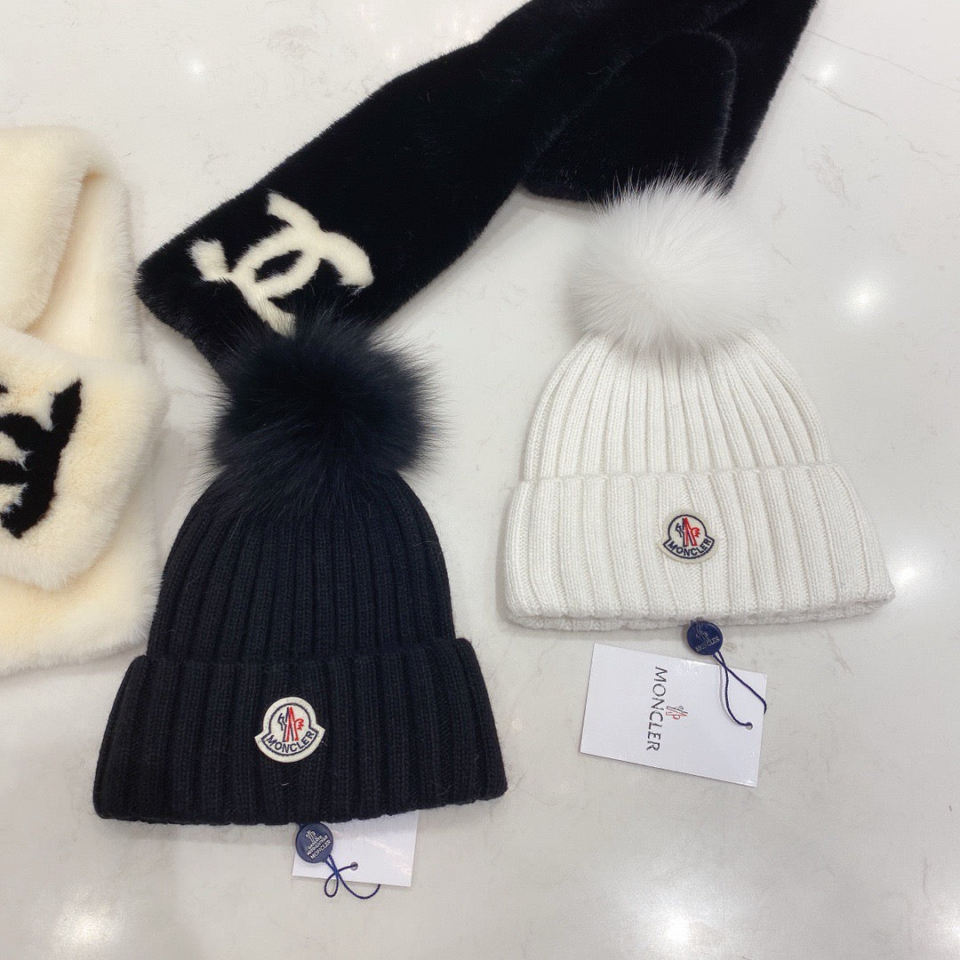 Moncler-狐狸毛球 針織兔羊毛毛線帽