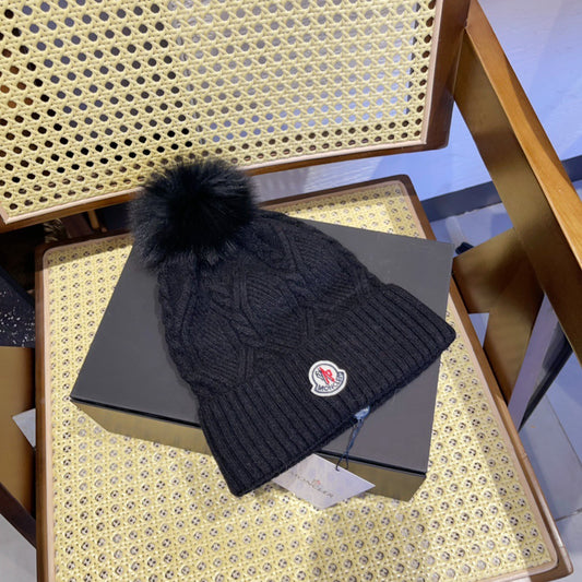 Moncler-狐狸毛球 針織兔羊毛毛線帽