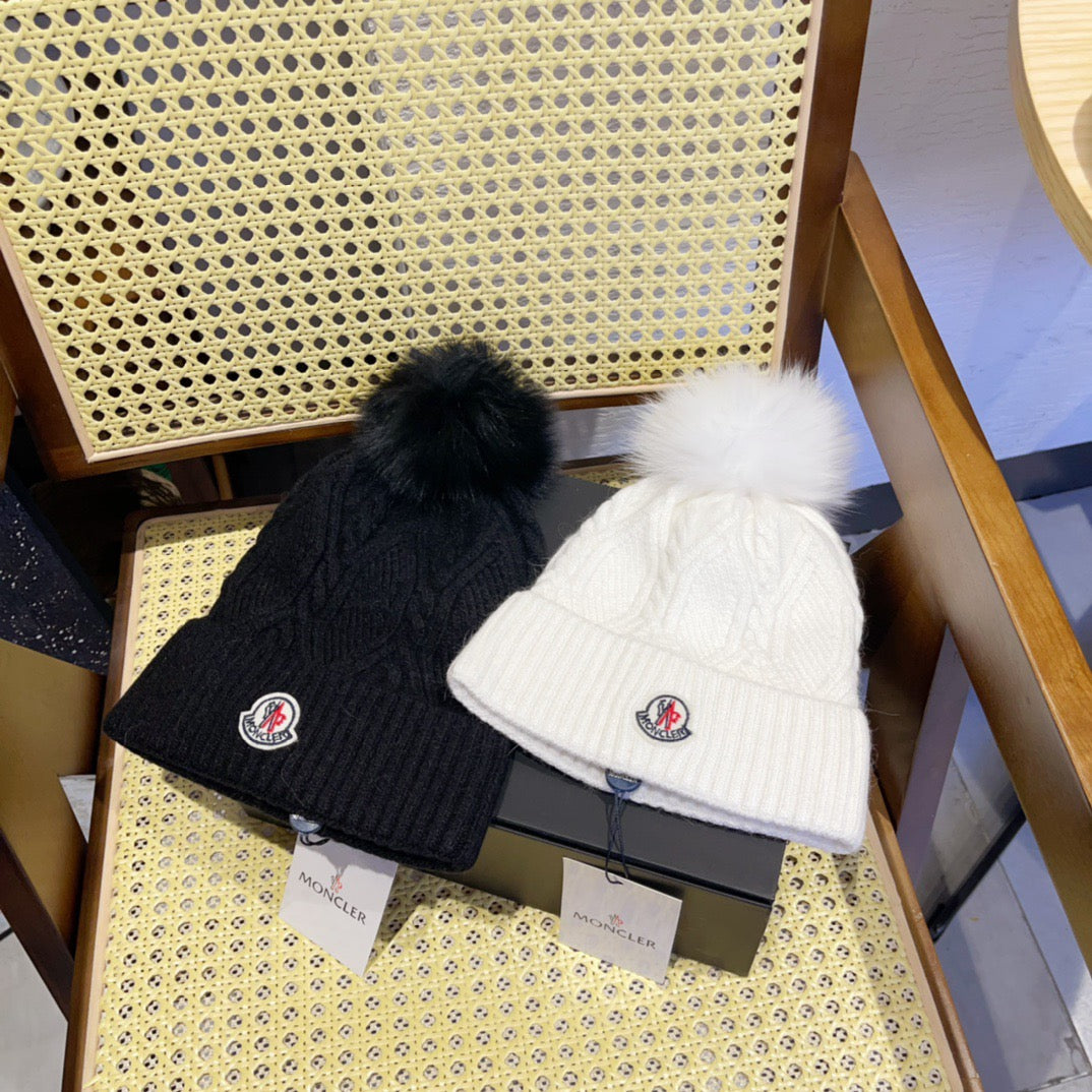 Moncler-狐狸毛球 針織兔羊毛毛線帽