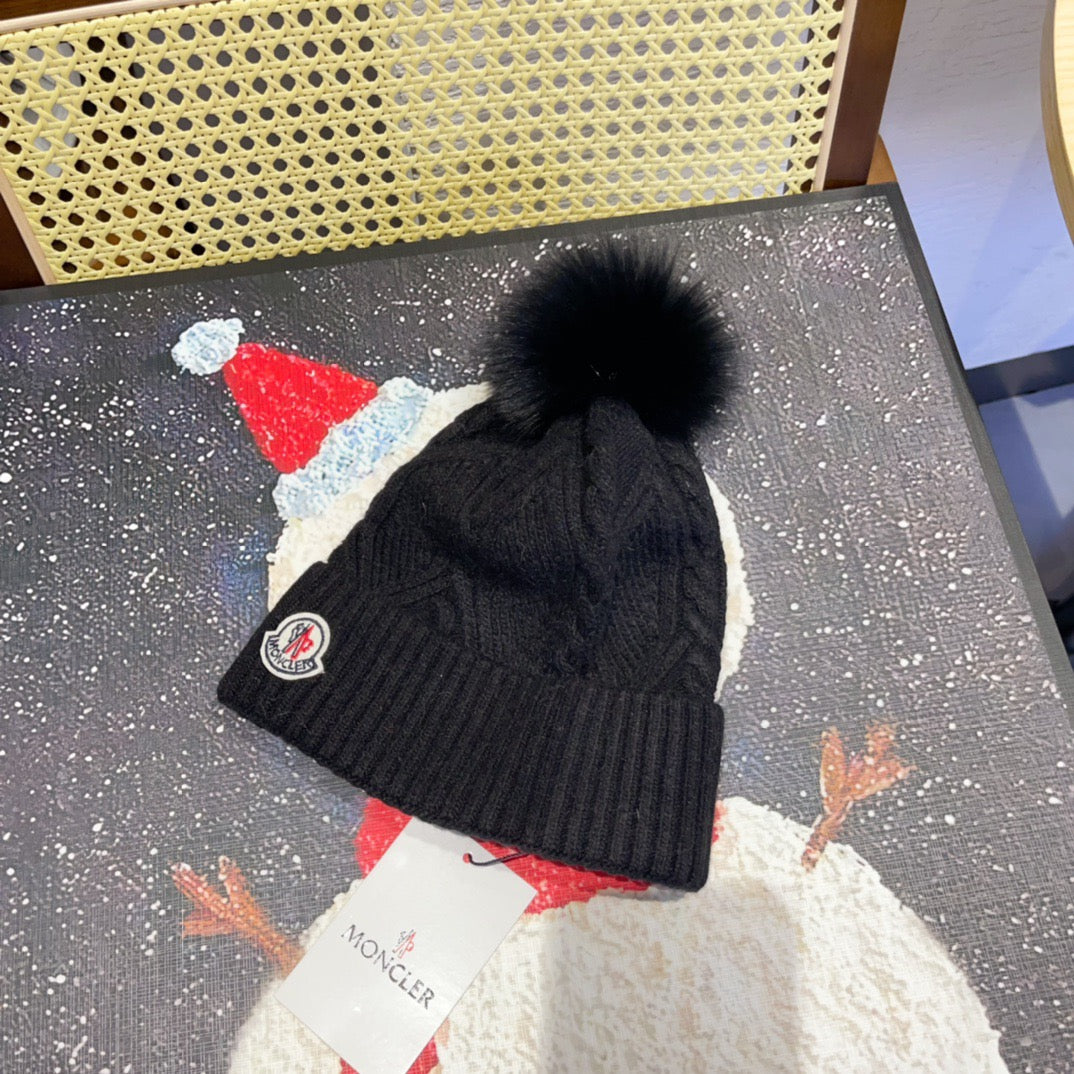 Moncler-狐狸毛球 針織兔羊毛毛線帽