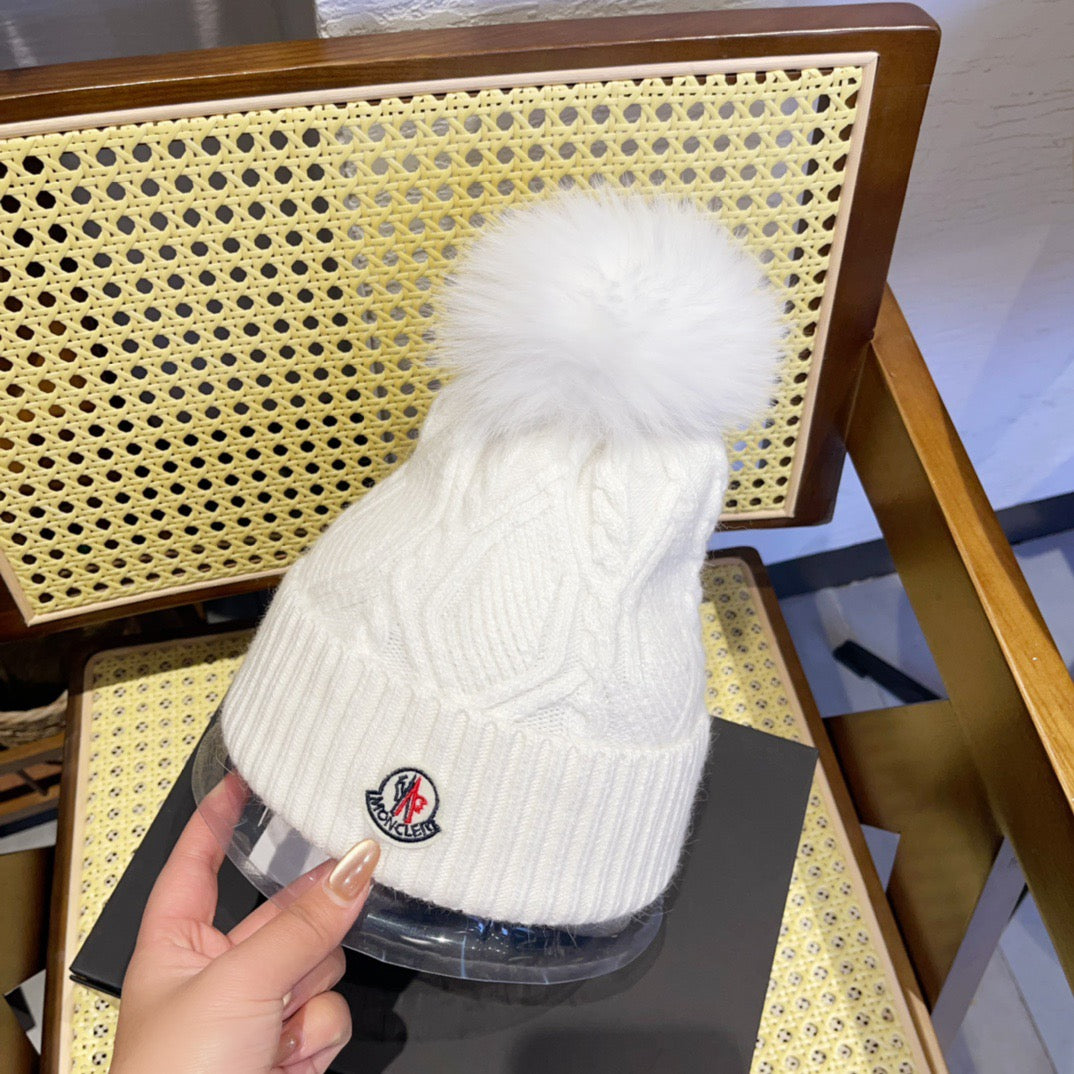 Moncler-狐狸毛球 針織兔羊毛毛線帽