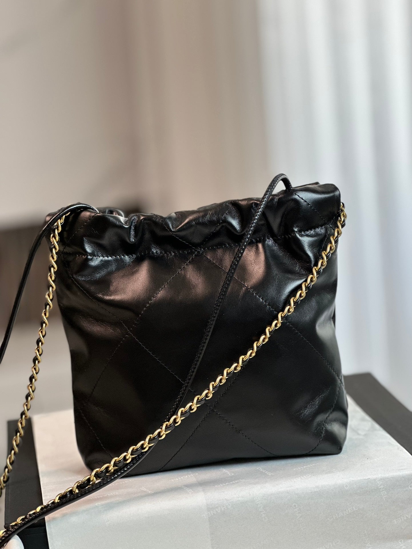 小香家- mini 22bag 24c黑色金色鏈條