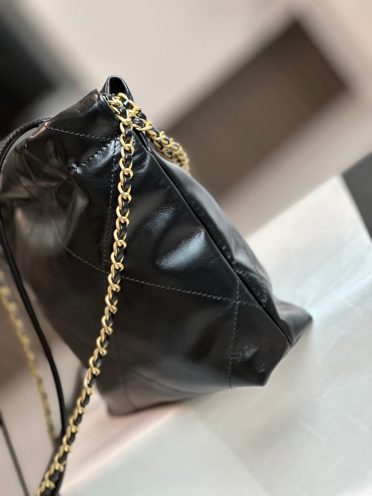 小香家- mini 22bag 24c黑色金色鏈條