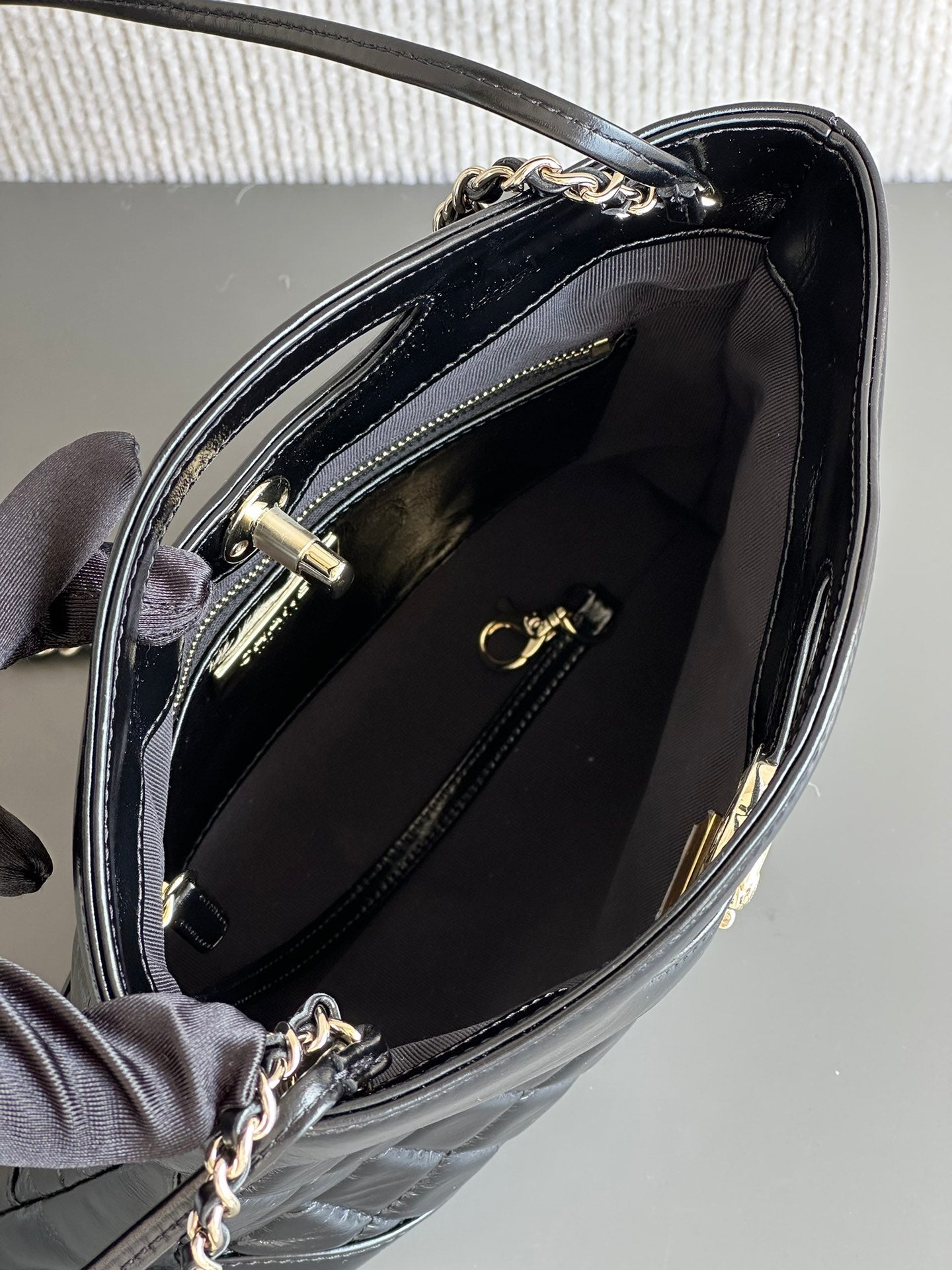 小香家-油臘羊皮mini 31bag 黑色