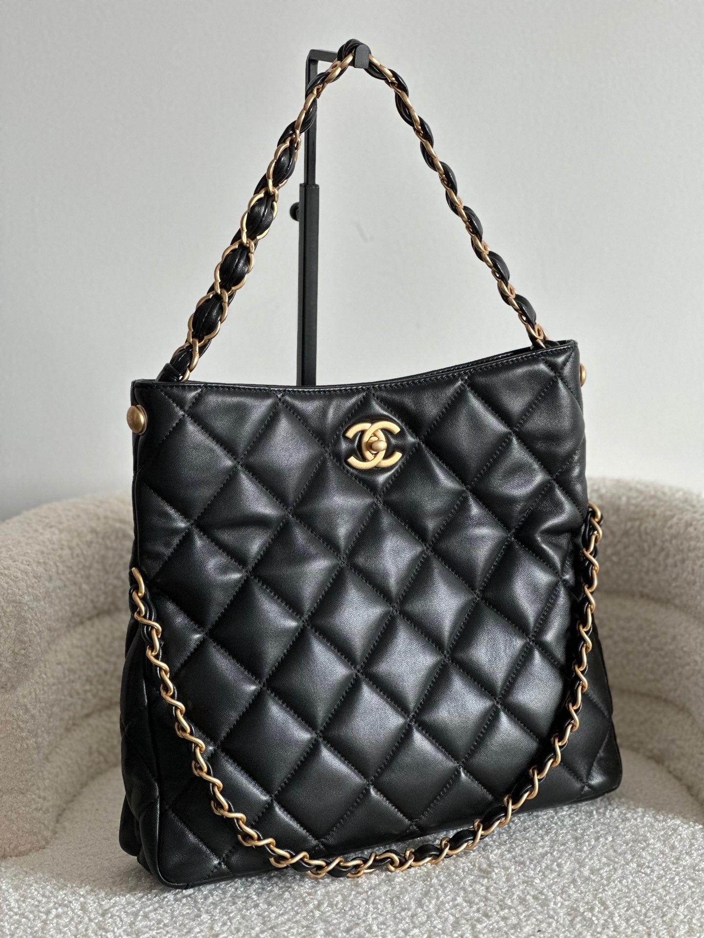 小香家-24p Large hobo bag 黑色小號