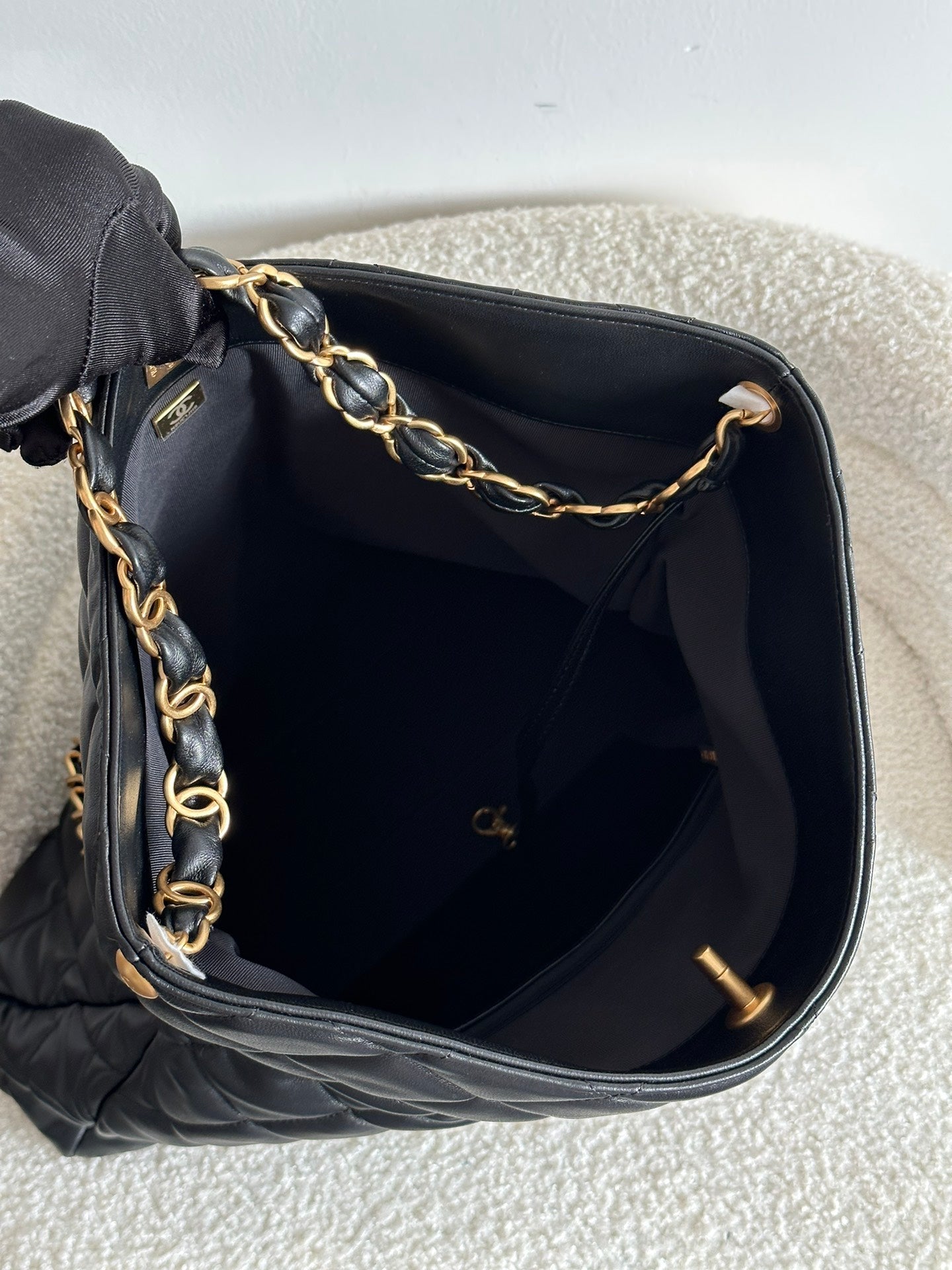 小香家-24p Large hobo bag 黑色大號