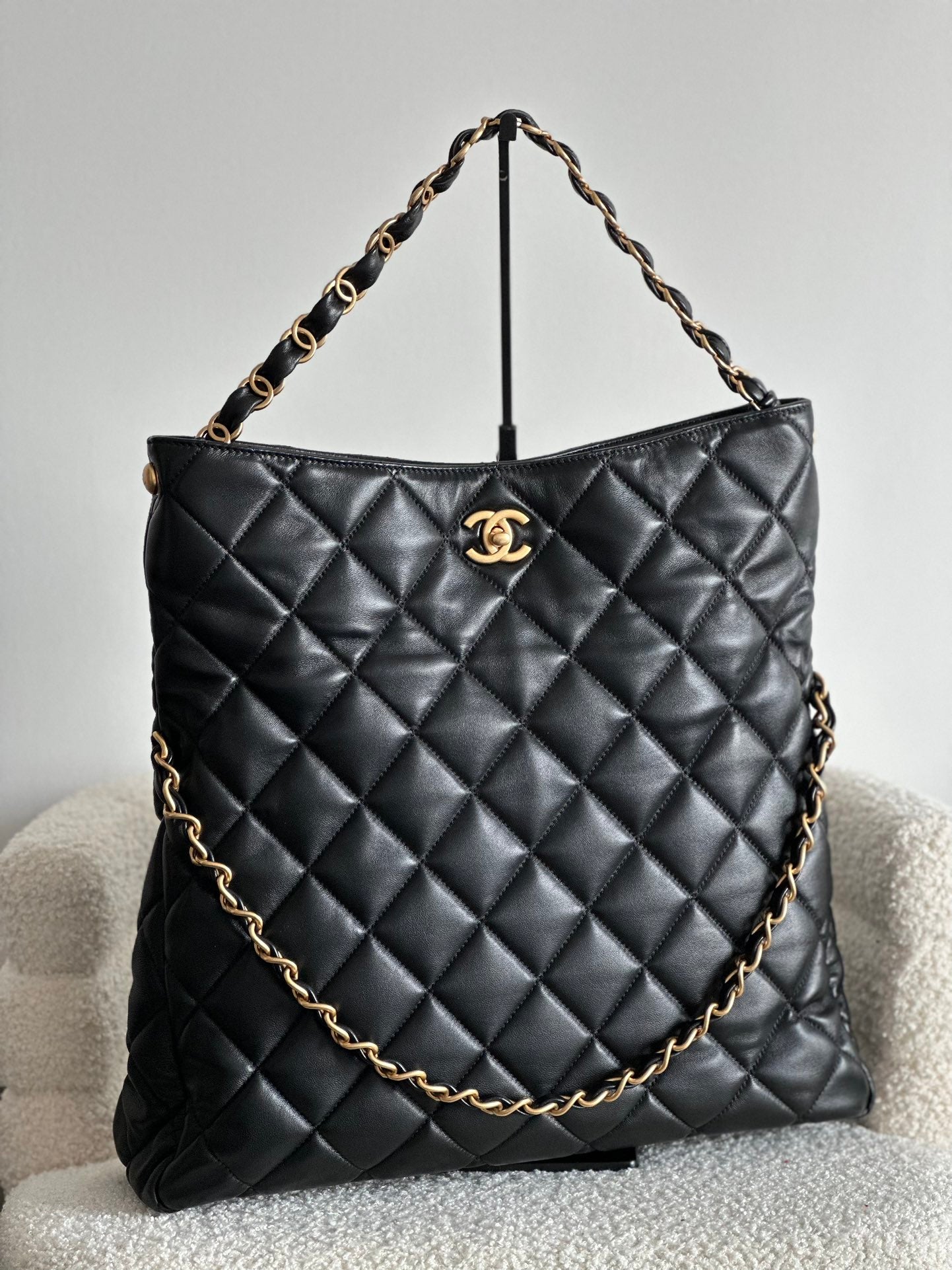 小香家-24p Large hobo bag 黑色大號