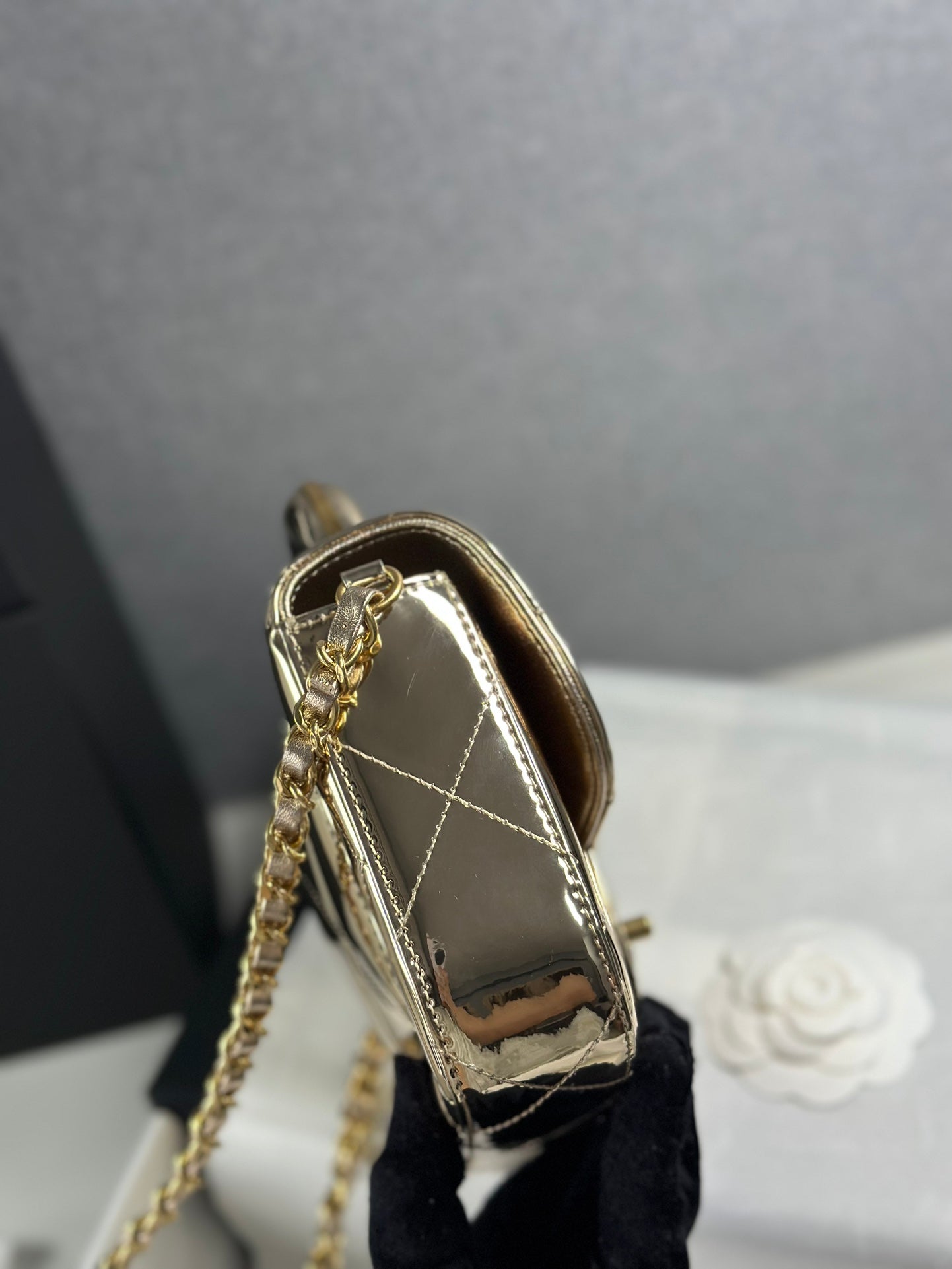 小香家-25k秀款 金色漆皮手柄口蓋包