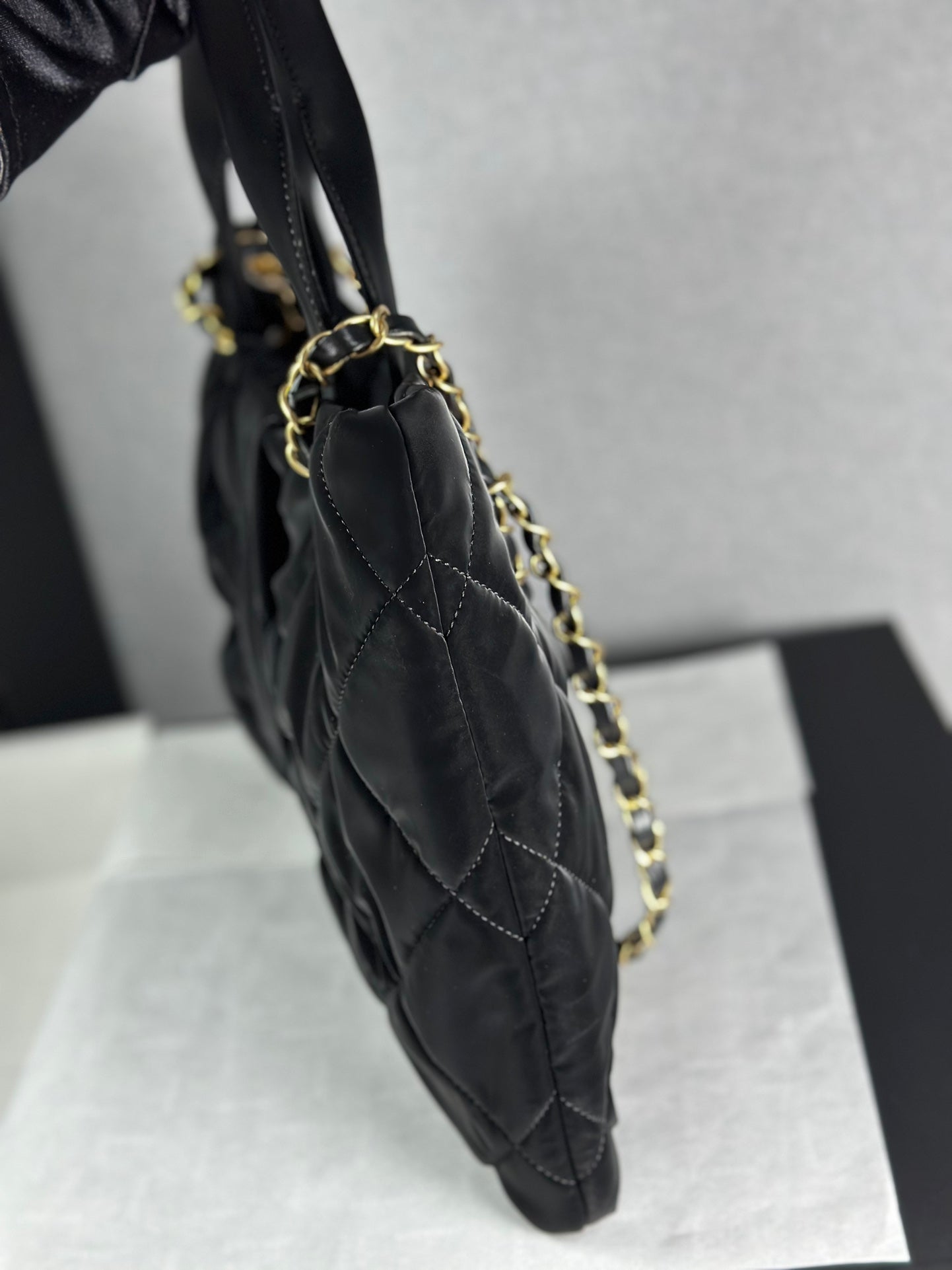 小香家-25K蝴蝶結手袋 中絲絨黑