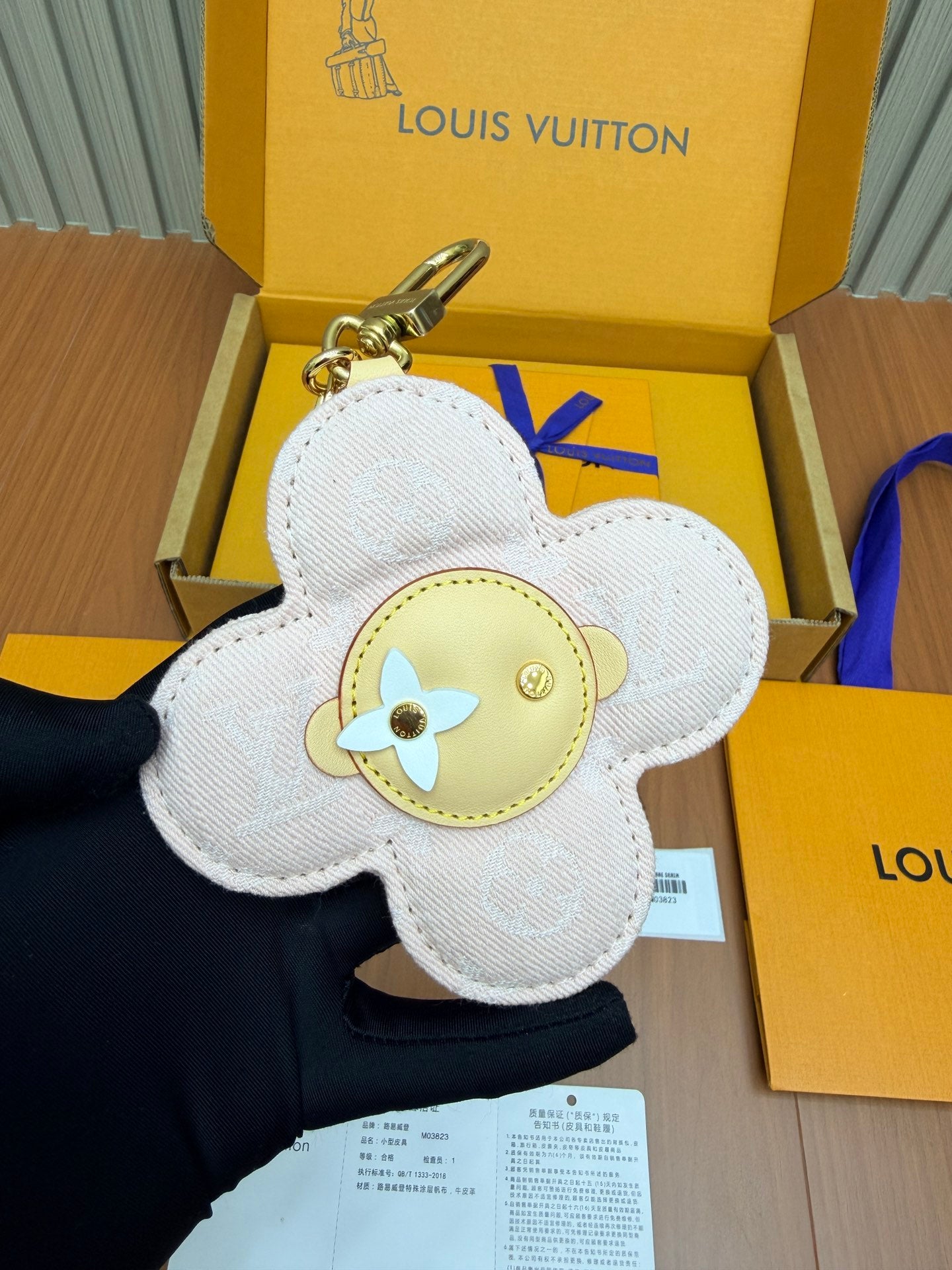 路L家-M03823 掛飾系列 小花牛仔粉