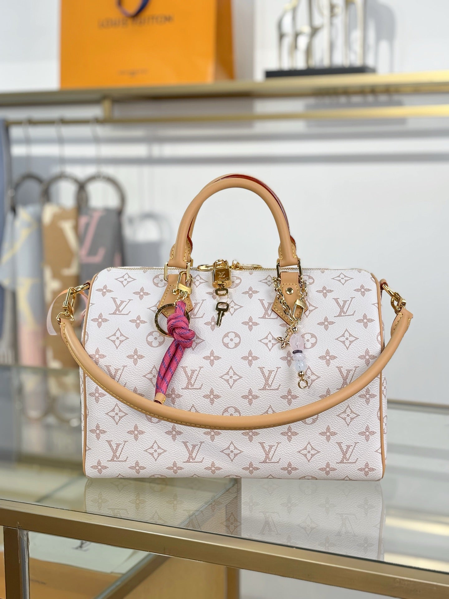 路L家-M15108 SPEEDY SOFT 30 LUCKY手袋-白花