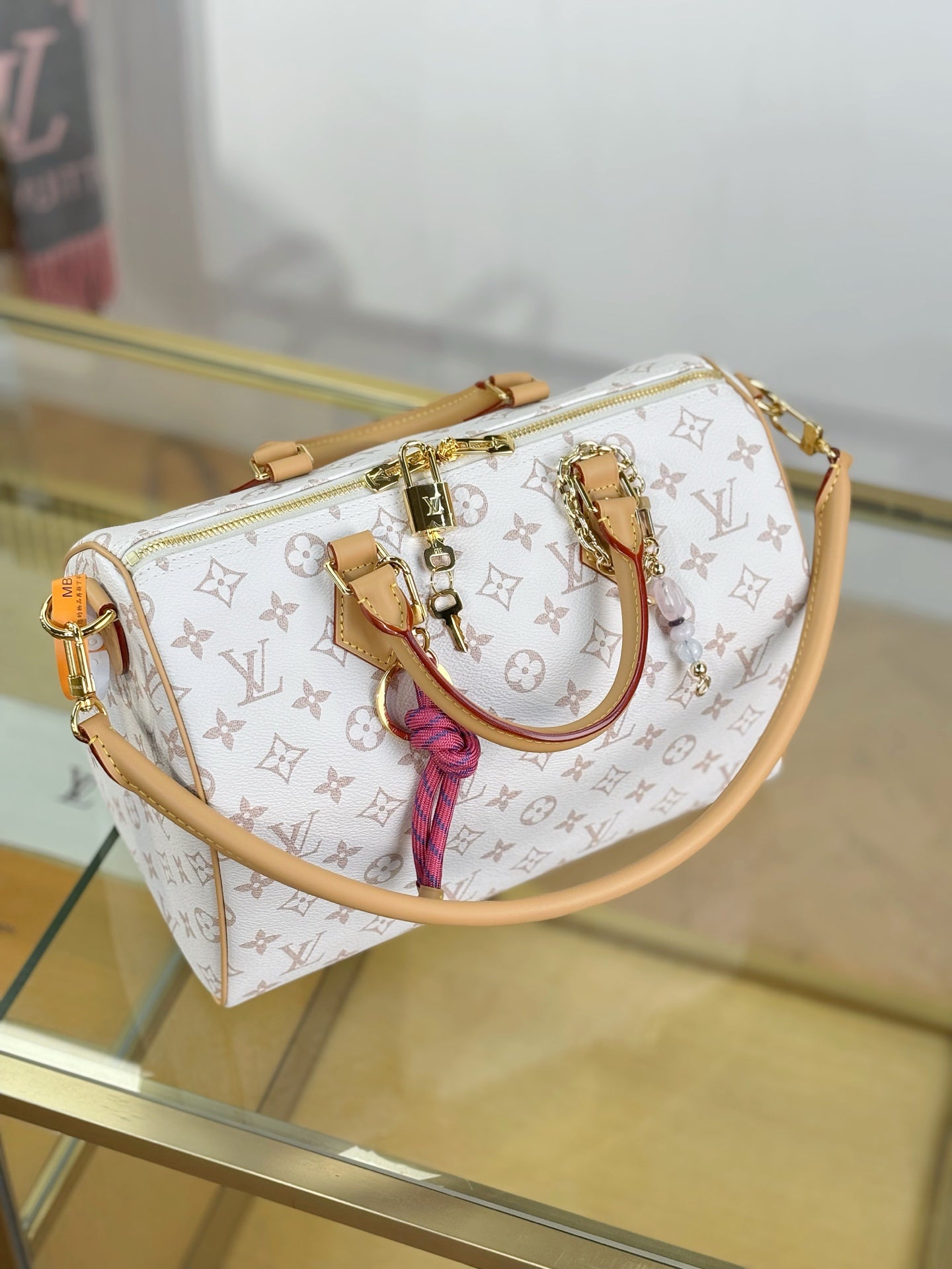 路L家-M15108 SPEEDY SOFT 30 LUCKY手袋-白花